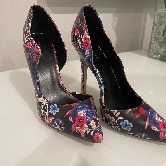 Bebe Floral heels - Picture 6 of 6